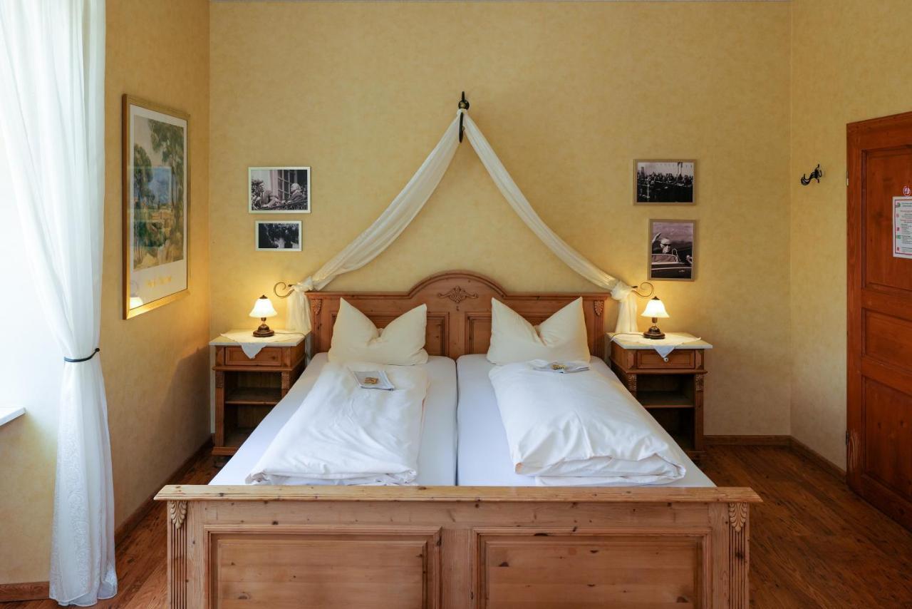 Hotel Alte Buergermeisterei เอดิเกอร์-เอลเลอร์ ภายนอก รูปภาพ